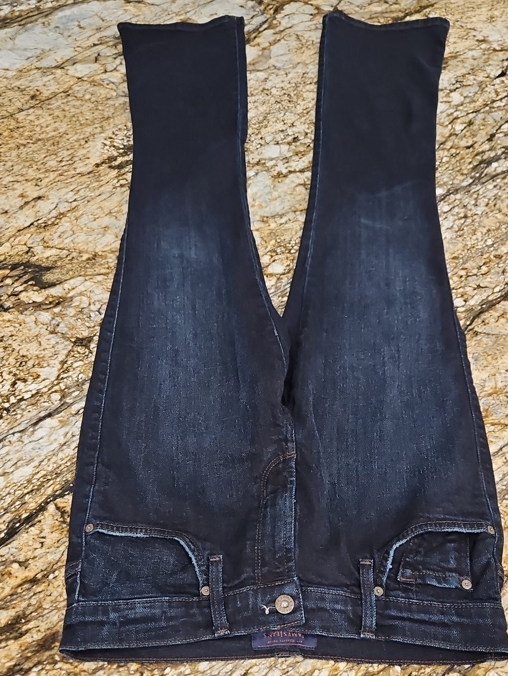 James Jeans Dark Indigo Jeans. Size 31 Inseam 33" Rise 9.5"